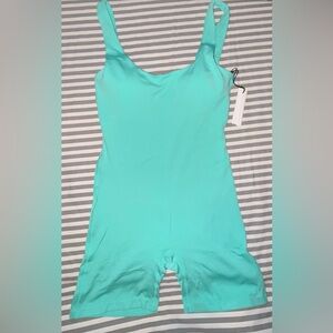 Paragon Fitwear Reluna Glide Sculptseam Shortsuit in Rave Size M